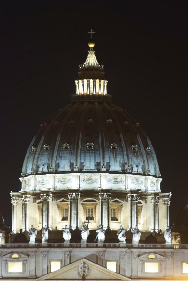 Major Sisters, In The Heart Of * Rome